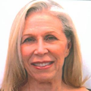 Meet your Posher, Linda